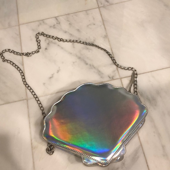 Iridescent Shell Purse - Picture 4 of 5